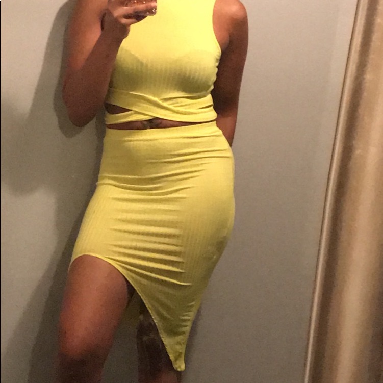 Brand New 2 Piece Skirt Set